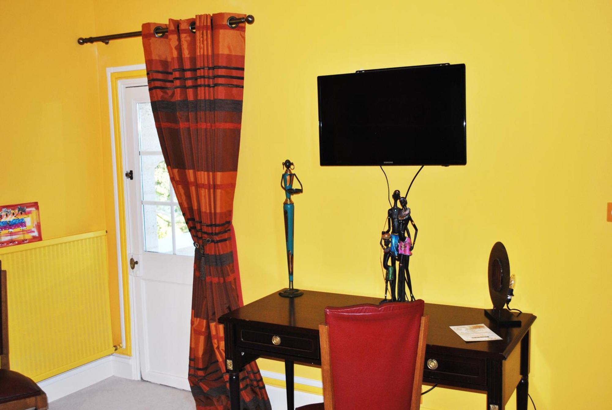 Logis Hotels - Chateau Saint Marcel Boe Room photo